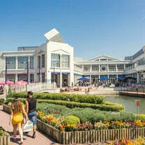 Landsec Reports Impressive Q1 Results: Retail Destinations Thrive Amid Consumer Demand