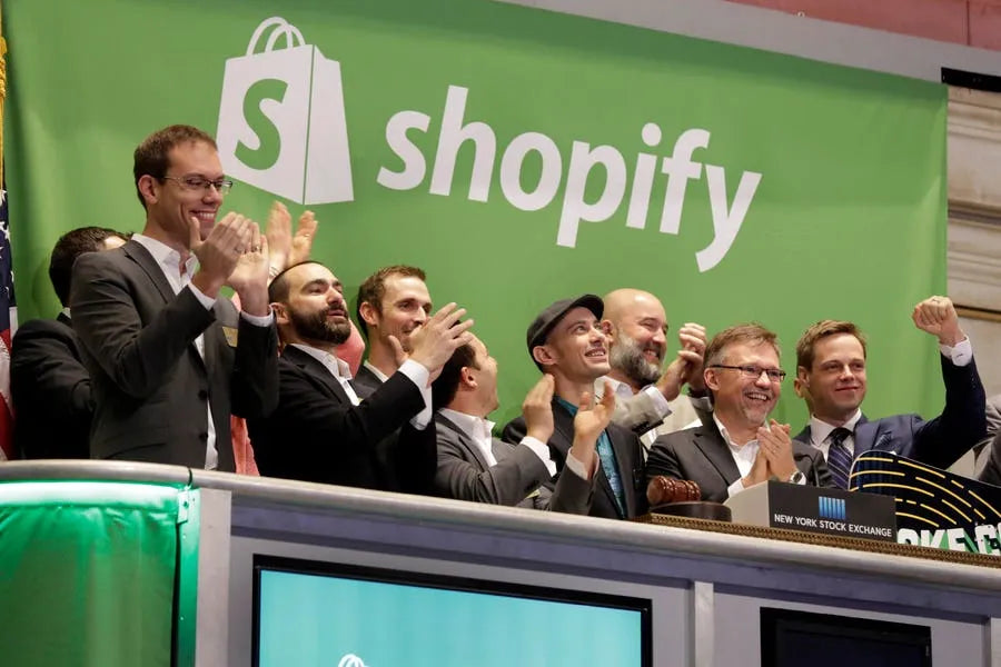 The Rise of Cryptocurrency Payments: Shopify and Mastercard Lead the Charge in Mainstream Adoption